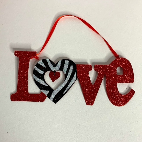 VALENTINE ❤️ BUNDLE (5 PIECE) - Picture 3 of 8